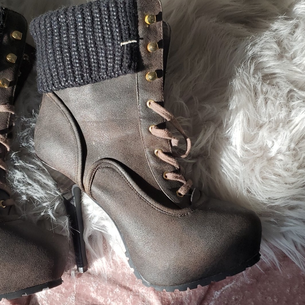Shooedazzle boots